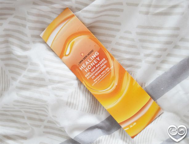 [img width=614 height=468]http://i993.photobucket.com/albums/af56/beautygloss/AAA/April%202013/1_zpsf74a57f3.jpg[/img]