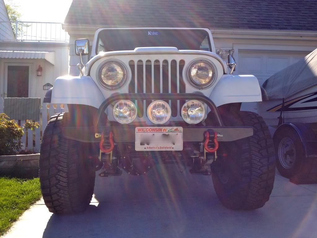 Narrow Track CJ7 lifted pics