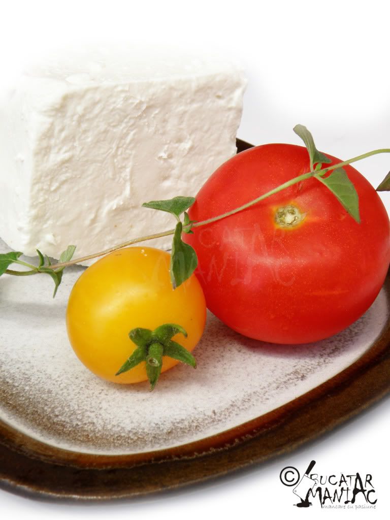 salata de rosii cu feta si oregano